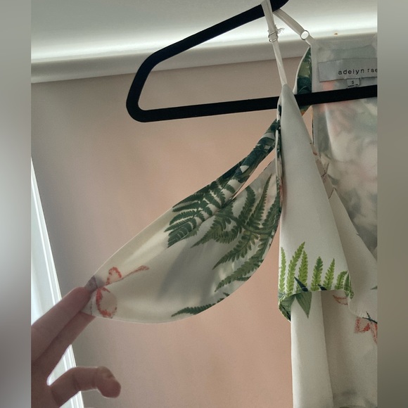 Adelyn Rae White Tropical Wrap Dress - Picture 9 of 14